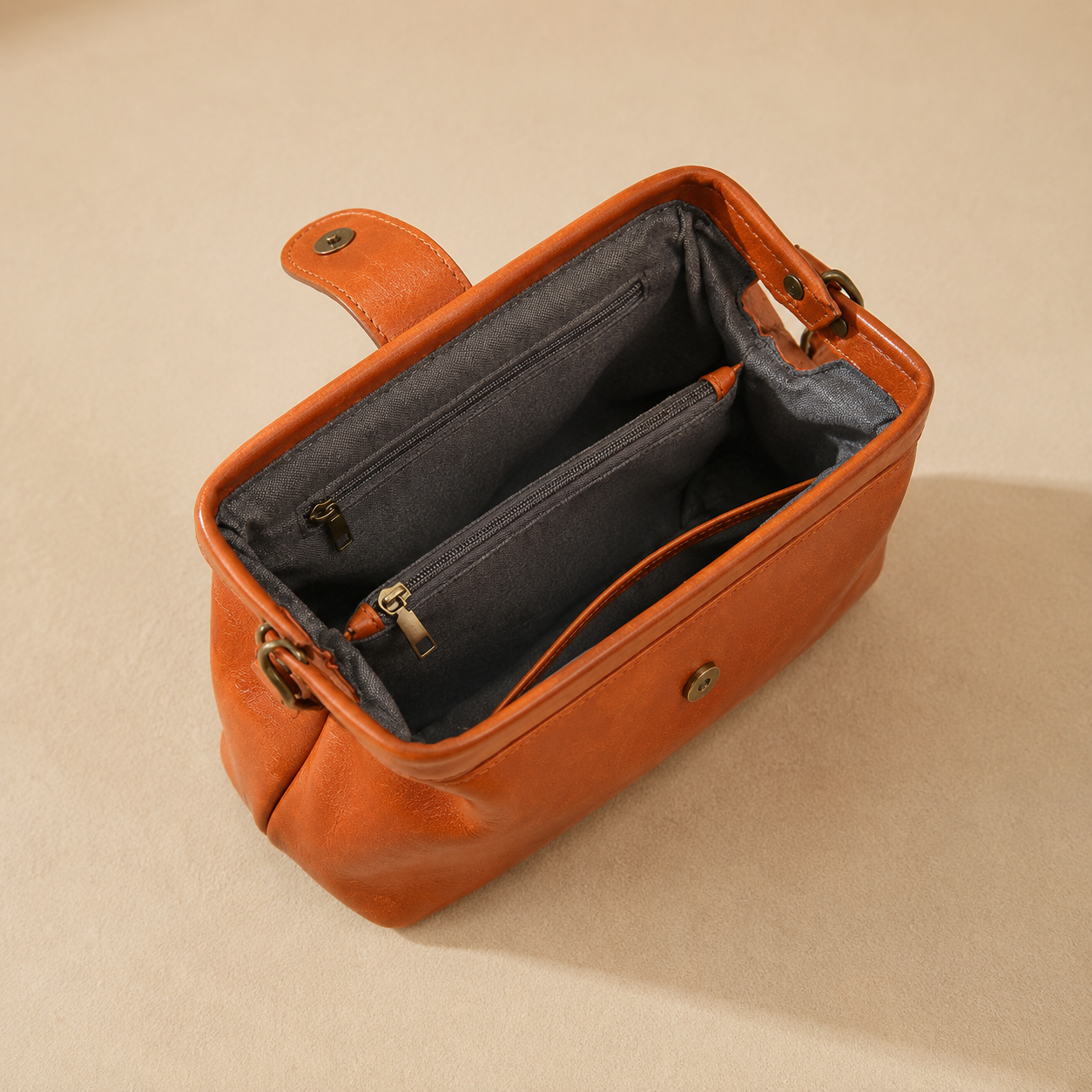 Lara – Bolso hobo ligero y práctico