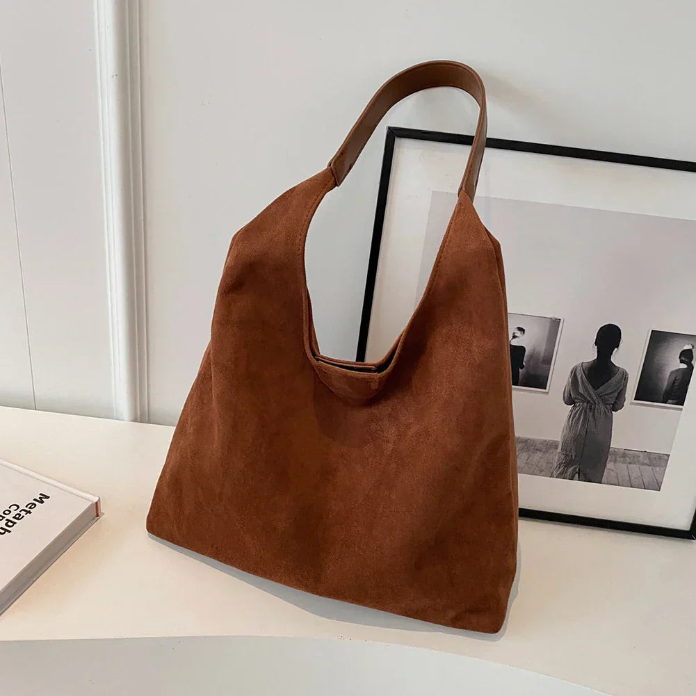 Amelia™ | BOLSO HOBO DE ANTE